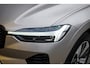 Volvo XC60 2.0 T6 Plug-in hybrid AWD Plus Dark | Trekhaak | Panoramadak | 360 graden camera | Pilot assist