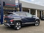 Hyundai Kona 1.6 GDI HEV Comfort Smart / Automaat / NL-Auto / 1-Ste Eigenaar / 18.000 Km / Fabrieksgarantie / Keyless / Digitaal Dashboard / LED / DAB / Apple-Carplay&Android-Auto / Navi / Camera / Stuur+Stoelverwarming / Adaptieve Cruise-Control / Lane-Assist / E-Achterklep / AFN-Trekhaak / PDC / LMV 18'' / ENZ.