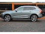 Volvo XC60 T8 Hybride AWD R-Design | Luchtvering | Panoramadak | Trekhaak 2100KG | Rondom stoelverwarming | 360 Camera |