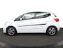 Kia Venga 1.6 CVVT Summer Edition 125 PK | Automaat | Camera | Climate control | Trekhaak | Cruise control | Panoramisch schuif-/kanteldak