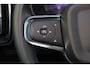Volvo C40 Recharge Ultimate 69 kWh - Panoramadak - IntelliSafe Assist & Surround - 360º Camera - Harman/Kardon audio - Verwarmde voorstoelen & stuur - Parkeersensoren voor & achter - Elektr. bedienb. voorstoelen met geheugen links - Draadloze tel. lader - Elektr. inklapbare trekhaak - 19' LMV