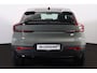 Volvo C40 Recharge Ultimate 69 kWh - Panoramadak - IntelliSafe Assist & Surround - 360º Camera - Harman/Kardon audio - Verwarmde voorstoelen & stuur - Parkeersensoren voor & achter - Elektr. bedienb. voorstoelen met geheugen links - Draadloze tel. lader - Elektr. inklapbare trekhaak - 19' LMV