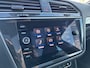 Volkswagen Tiguan 1.5 TSI ACT Highline Business R | Trekhaak | Pano | A.cam | Keyless |
