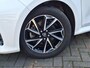 Toyota Yaris 1.5 Hybrid Dynamic Plus | Stoelverwarming, Keyless, Startknop, Apple CarPlay/Android Auto, Parkeercamera