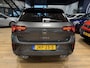 Volkswagen T-Roc 1.5 eTsi R-Line First Edition |Navi|Carplay|Trekhaak|Stoelverwarming|LED Koplampen|DSG|All Season banden|