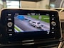 Volkswagen T-Roc 1.5 eTsi R-Line First Edition |Navi|Carplay|Trekhaak|Stoelverwarming|LED Koplampen|DSG|All Season banden|