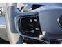 Volvo EX30 Extended Range Plus 69 kWh Adaptive Cruise Control - Climate pack - Parkeercamera achter - Elektrisch bedienbare voorstoelen - Verwarmde voorstoelen & stuur - Parkeersensoren voor & achter - Draadloze tel. lader - Extra getint glas - 20' LMV