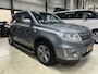 Suzuki Vitara 1.6 Exclusive - Trekhaak - AllSeason banden - Parkeercamera