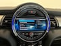MINI Cooper 1.5 136pk Automaat Chili Serious Business | Climate Control | Harman Kardon | Navigatie | Full LED | 17" Rail Spoke Lichtmetalen Velgen | Parkeer sensoren V+A | Stoelverwarming