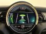 MINI Cooper 1.5 136pk Automaat Chili Serious Business | Climate Control | Harman Kardon | Navigatie | Full LED | 17" Rail Spoke Lichtmetalen Velgen | Parkeer sensoren V+A | Stoelverwarming