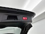 Mercedes-Benz GLA 250 e AMG Plug-In Hybride | Panoramadak | Trekhaak | Sfeerverlichting | Keyless Go | Parkeerpakket met Camera | Inclusief 24 maanden Mercedes-Benz Certified garantie voor Europa.