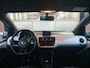 Volkswagen Up! 1.0 high up! Club, Airco, Stoelverwarming, LM, 1e eig,