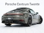 Porsche 911 Carrera 4 GTS