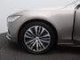 Volvo V90 2.0 B4 Momentum Pro | Leder | Wegklapbare-Trekhaak | Stoel + Stuurverwarming | Adaptive Cruise Control |  360 Camera | Elektrische Achterklep | 18 inch | Dodehoekdetectie | Keyless |