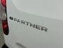 Peugeot e-Partner 136 pk L1 50 kWh | Nieuw | Apple Carplay/Android Auto | Camera | Stoelverwarming | Voorruit Verwarming