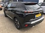 Peugeot 2008 1.2 PureTech Blue Lease Allure Camera | Carplay | Parkeersensoren | Digitaal Dashboard | Leder/Stof | 17" Lichtmetaal | Navigatie | Achteruitrijcamera | Airco (automatisch) | Apple Carplay/Android Auto|telefoonintegratie premium