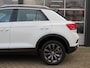 Volkswagen T-Roc 1.0 TSI 115pk STYLE / Leder / 17 Inch / Navi / Carplay / Stoelverw / BOVAG garantie