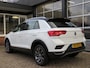 Volkswagen T-Roc 1.0 TSI 115pk STYLE / Leder / 17 Inch / Navi / Carplay / Stoelverw / BOVAG garantie