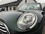 MINI Cooper Mini Cabrio 1.5 Chili Serious Business | Cabriolet | Zwart Leder | Navigatie | Parkeersensoren | Groot Multimedia | Stoelverwarming | British Racing Green | Lichtmetalen Velgen | LED Verlichting | Windscherm | Climate Control | Keyless Start |