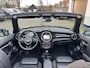 MINI Cooper Mini Cabrio 1.5 Chili Serious Business | Cabriolet | Zwart Leder | Navigatie | Parkeersensoren | Groot Multimedia | Stoelverwarming | British Racing Green | Lichtmetalen Velgen | LED Verlichting | Windscherm | Climate Control | Keyless Start |