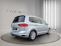 Volkswagen Touran 1.4 TSI Highline 7p | Panoramadak | Camera | Wegklaptrekhaak | Comfortstoelen en Verwarmd | Ketting vernieuwd !