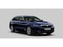 BMW 5-Serie Touring 530e xDrive Trekhaak - Panoramadak - Head up - Massage stoelen - zonneschermen achterportierramen - Comfort Access - Parking Assistant Plus - Hifi - Comfortstoelen - Elektrisch verwarmde voorstoelen -