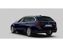 BMW 5-Serie Touring 530e xDrive Trekhaak - Panoramadak - Head up - Massage stoelen - zonneschermen achterportierramen - Comfort Access - Parking Assistant Plus - Hifi - Comfortstoelen - Elektrisch verwarmde voorstoelen -