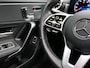 Mercedes-Benz A-klasse 250 e Business Solution Luxury Limited Panorama Schuif-Kanteldak | Sfeerverlichting | Achteruitrijcamera | MultiBeam Ledkoplampen | Stoelverwarming. Inclusief 24 maanden MB Certified garantie voor Europa.
