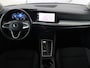 Volkswagen Golf 1.0 eTSI Life Business | Stoelverwarming | Massage | Carplay | Adaptive cruise | Sfeerverlichting | Navigatie | Park Assist | Getint glas | Full LED