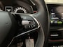 Skoda Scala 1.0 TSI 116pk DSG Sport Business App-Connect Parkeersensoren Climate Control