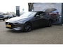 Mazda 3 2.0 e-SkyActiv-G M Hybrid 150 Homura , Adap. Cruise, LMV 18 Inch, PDC, Camera, Navi, Apple Carplay, Clima, Stoelverwarming, HUD, Stoffen bekleding