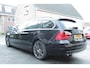 BMW 3-Serie Touring 325i Executive / Navi /AUTOMAAT / CruiseControl / Parkeersensoren
