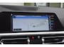 BMW 3-Serie Touring 320e Business Edition Plus | Camera | Head-Up | Trekhaak | Pano |