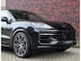 Porsche Cayenne Coupé 3.0 E-Hybrid | Sport Chrono - Passenger Display