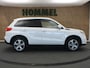 Suzuki Vitara 1.6 High Executive - ORIGINEEL NEDERLANDSE AUTO - AFNEEMBARE TREKHAAK 1.200 KG GEREMD TREKGEWICHT - PANORAMADAK - PARKEERSENSOREN VOOR EN ACHTER - ACHTERUITRIJ CAMERA - KEYLESS ENTRY & START - NAVIGATIE