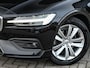 Volvo V60 2.0 D4 Momentum · Camera · Blis · Adaptive Cruise · Virtual Cockpit · Lane Assist · Apple Carplay/Android Auto · Trekhaak