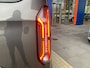 Ford Tourneo Custom PHEV 233PK L1 Sport | Geel kenteken | Incl. BPM & BTW | 8 Persoons | Panoramadak | Inklapbare trekhaak | 1.850kg trekgw.