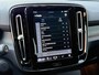 Volvo XC40 BWJ 2020 Recharge P8 408 PK AWD R-Design AUTOMAAT | STOEL + STUUR VERW. | LEER | HARMAN KARDON AUDIO | ADAPTIVE CRUISE | NAVI | CLIMA | CAMERA | APPLE & ANDROID |LED | LMV | PDC