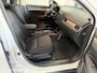 Mitsubishi Outlander 2.0 Executive Edition 7-PERSOONS / AUTOMAAT