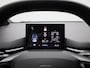 MG MG4 Long Range Luxury 64 kWh | WLTP 435 KM | Navigatie | 18"LMV | Achter Spoiler | Apple Carplay | ACC | ECC | DAB+ | Stoel + Stuur verwarming | BTW Auto |