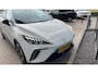 MG MG4 Long Range Luxury 64 kWh | WLTP 435 KM | Navigatie | Stoel + Stuur Verwarming | ACC | ECC | 360° Cam | DAB | LMV | 1e EIGENAAR |