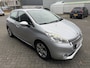 Peugeot 208 82pk Style (Trekhaak - Automatische Airco - Navigatie - Lichtmetalen velgen - Cruise Controle)