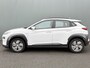 Hyundai Kona Electric BWJ 2020 EV Comfort 64 kWh 204 PK AUTOMAAT | ADAPTIVE CRUISE | NAVI | CLIMA | CARPLAY & ANDROID | DAB+ | CAMERA | LANE-ASSIST | PDC | LMV | LED