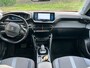 Peugeot e-2008 **Gereserveerd** EV Allure 50kWh SOH 93% Adap.Cruise Panoramadak 360°Camera Apple Carplay Android Auto Navi Ecc Pdc Keyless Stoelverwarming Lmv 17" Led Lane Assist DAB Bluetooth Privacy Glas 1e Eigenaar Origineel Nederlandse Auto