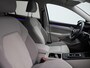 Volkswagen Golf Variant 1.0 eTSI Life Business | Automaat | LMV | Parkeer sensoren | Memory seat | Virtual cockpit | Camera | Navigatie | Sfeer verlichting | Stoel/Stuur verwarming | Cruise control