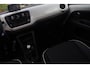 Volkswagen Up! 1.0 high up! BlueMotion | Orig. NL | Panorama | Leder | Lichtmetaal | Stoelverwarming | Keurige staat | Historie |