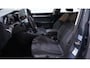 Volkswagen Golf 2.0 TDI Life Business Head up Camera Navi Stuur-en stoelverming Apple Carplay PDC v+a