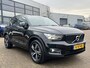 Volvo XC40 1.5 T5 Recharge 262 pk R-Design Navi Trekhaak Panoramadak Pilot Assist ACC Harman Kardon 360 Camera Stoel + Stuur Verwarming Dab Getint Glas NL Auto Plug in Hybride