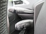 Peugeot 2008 1.2 PureTech Urban Cross| 110-PK| Trekhaak | CRUISE CONTROL | LICHT/REGEN-SENSOR | ISOFIX | PARKEERSENSOREN |