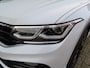 Volkswagen Tiguan 1.4 TSI eHybrid 245pk DSG R-Line Business+ Black Style. Full option/ SOH 97%/ Panoramadak/ Trekhaak/ Lederen bekleding/ Elektrische stoelen/ 20 Inch